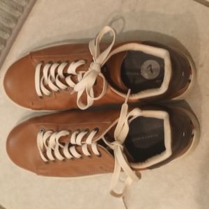Tommy Hilfiger Tennis shoes